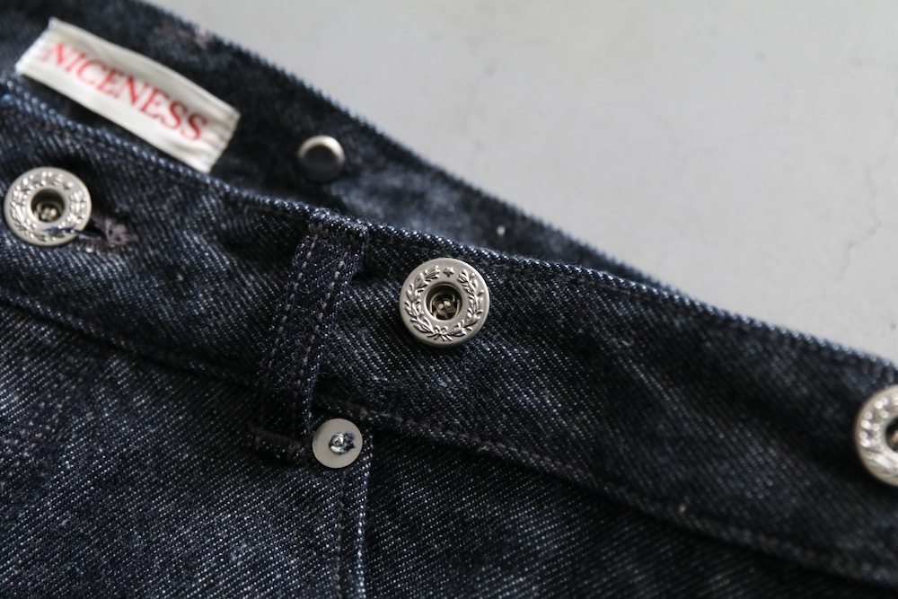 NICENESS(�ʥ����ͥ�) "SHARKY(�����ǥ˥�ĥ����ȥ�����)"