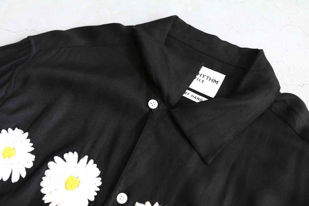NOMARHYTHM TEXTILE (ノーマリズムテキスタイル) “Flower Embroidery