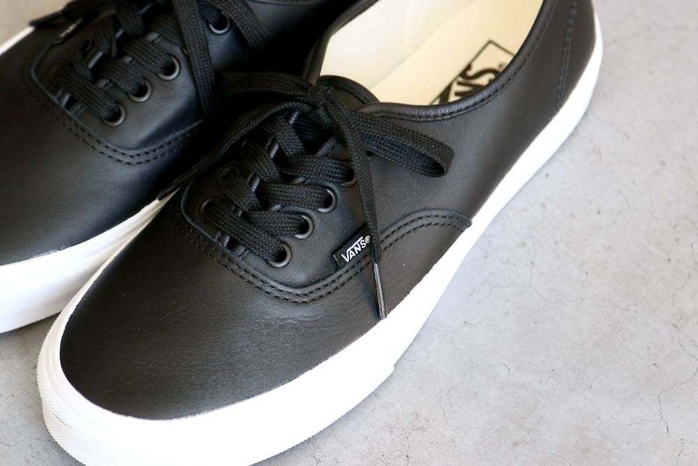 VANS(ヴァンズ) 