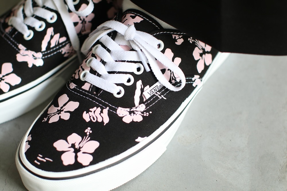 ��unisex��VANS(������) "Authentic -BLACK/PINK- "