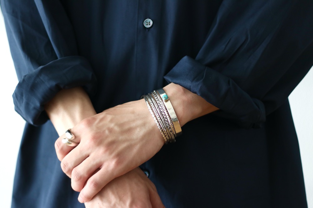 Indian Jewelry (ǥ 奨꡼) "Stamp Silver Bangle -ERICKA NICOLAS BEGAY-"