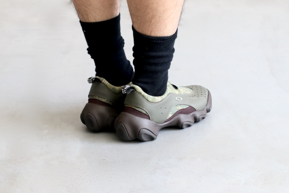 limitedBRAIN DEAD  OAKLEY  South2 West8(֥쥤ǥå  ꡼  ġ ȥ) "Oakley Factory Team Flesh Sandal"