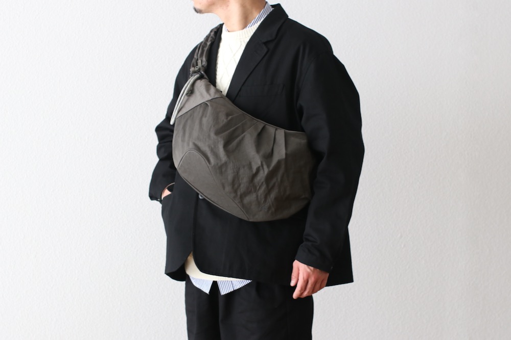 F/CE.( ���ե�������) "TEXTURED TWILL BODY BAG"