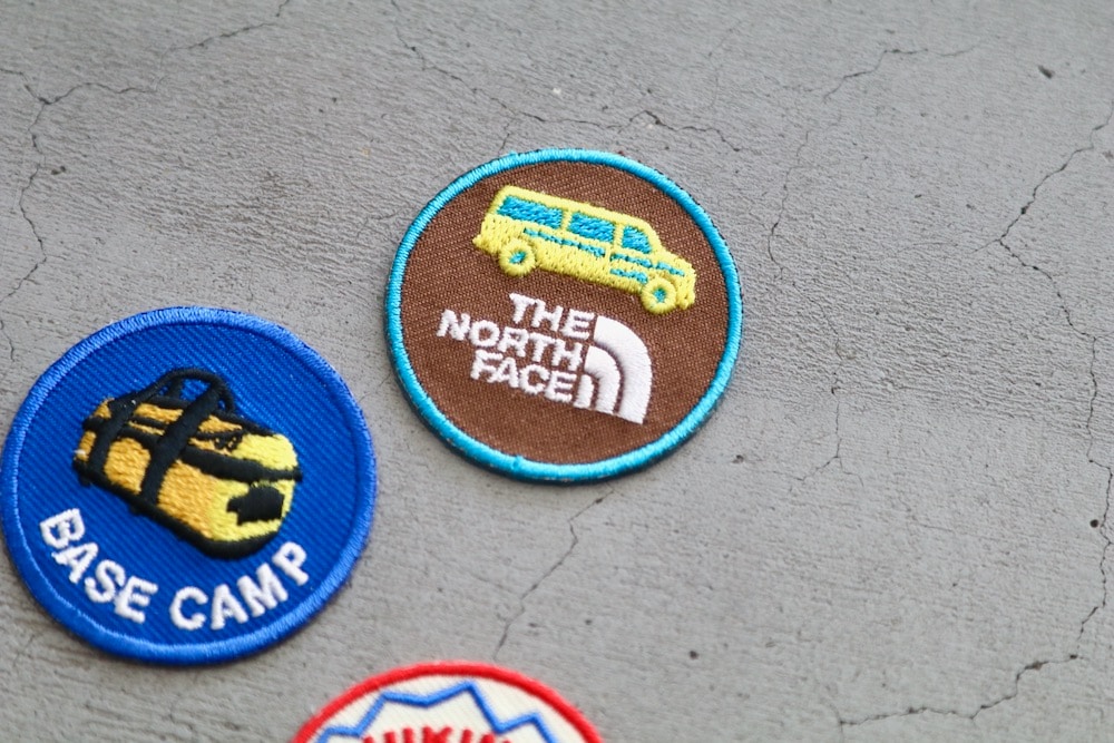 ��KIDS��THE NORTH FACE (�� �Ρ��� �ե����� ) "Kids' TNF Wappen"