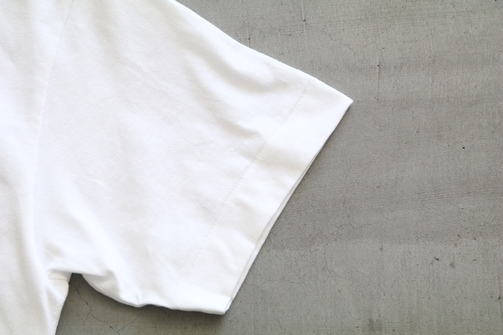 ��unisex��PLAY COMME des GARCONS(�ץ쥤 ���� �� ����륽��) "T-SHIRT RED EMBLEM RED HEART - AX-T108-051 -"