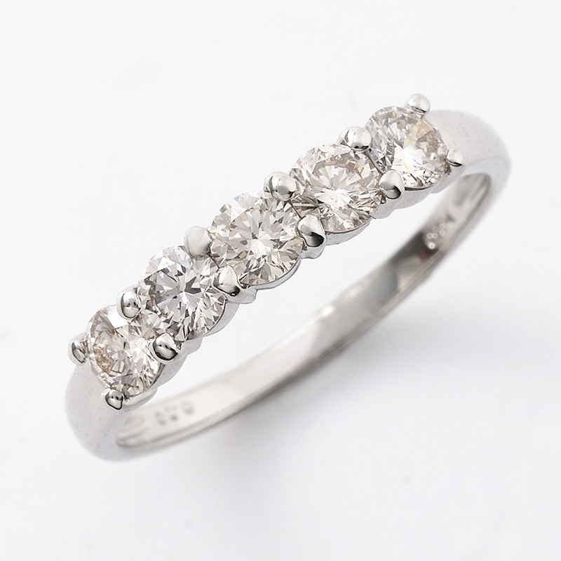 プラチナ950 ダイヤモンド リング 0.7ct DAR-441PT