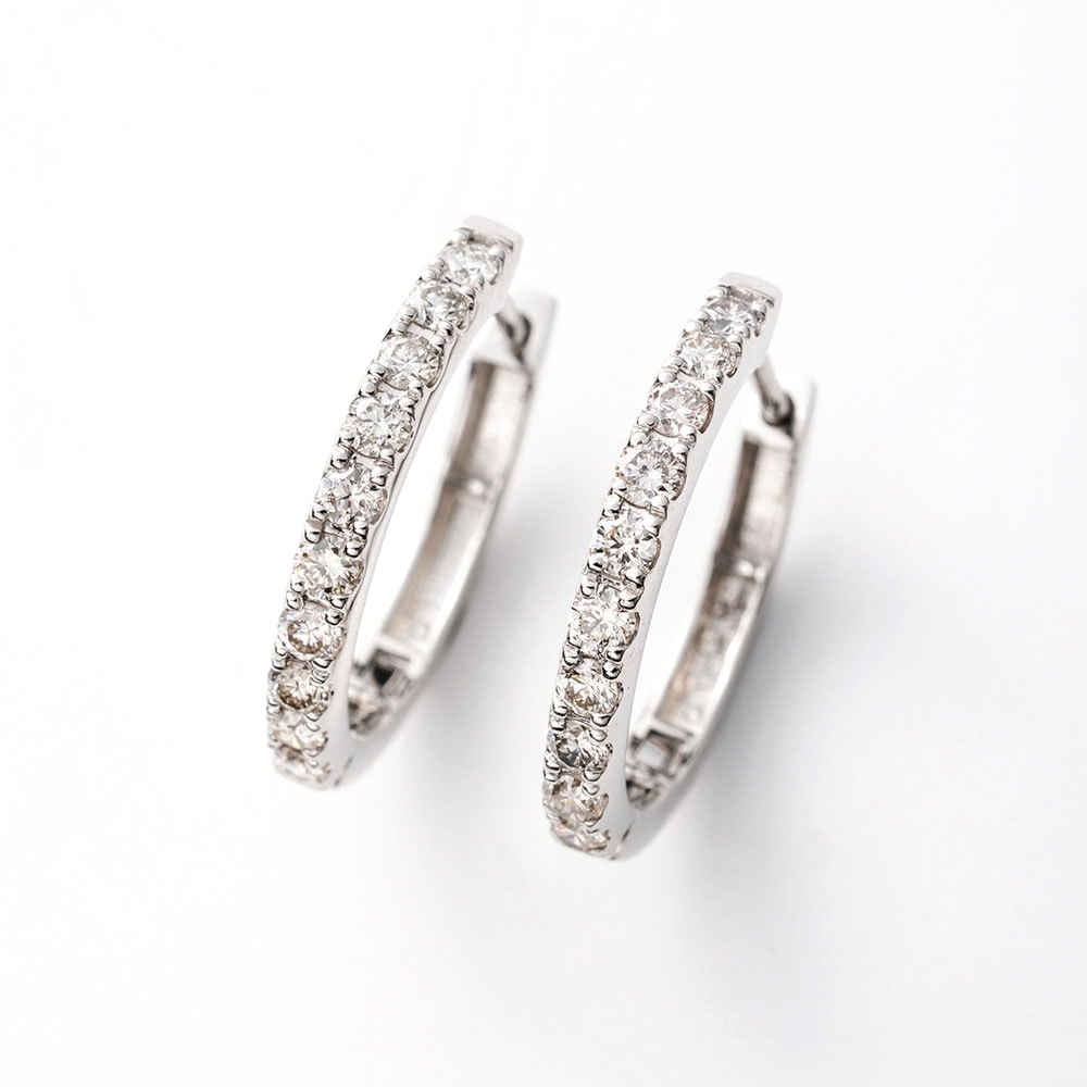 ダイヤハーフエタニティ計0.3ct ダイヤモンドピアス SILVER〔代引不可〕 ダイヤハーフエタニティ計0.3ct ダイヤモンドピアス SILVER Pt ダイヤ
