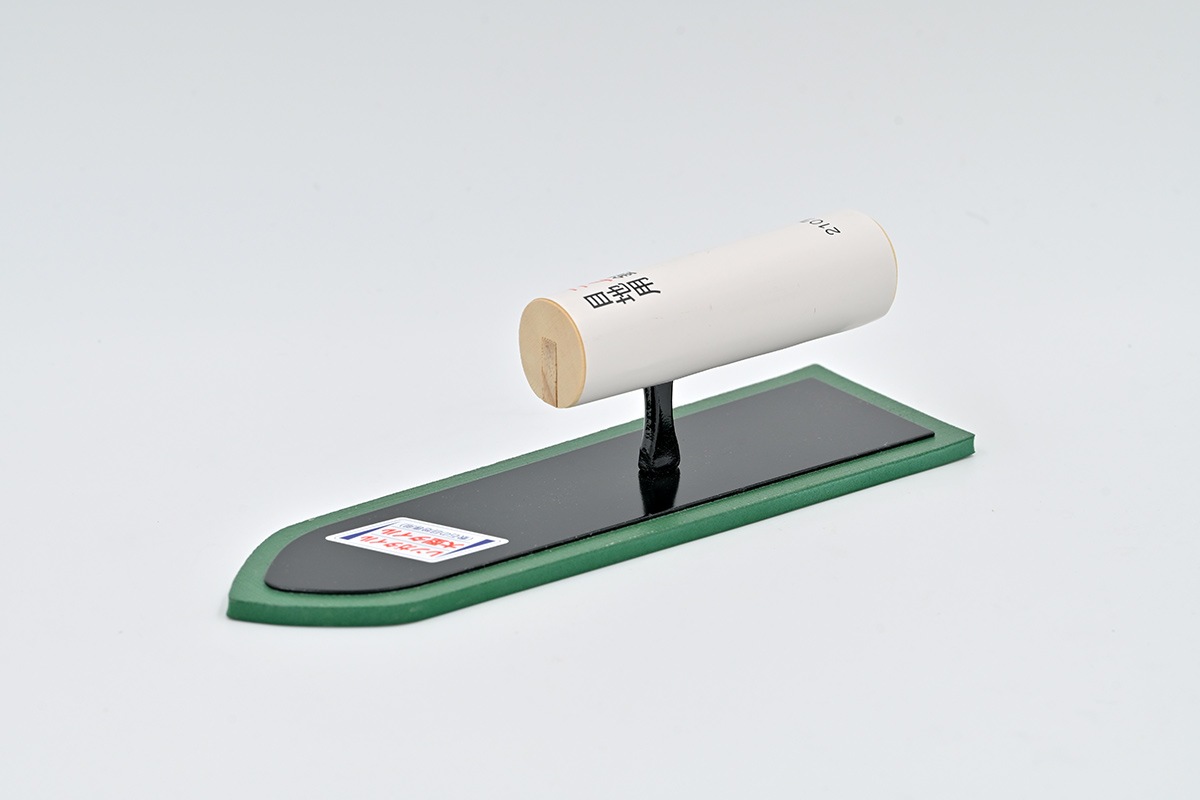 忠 青レンガ用ゴム鏝