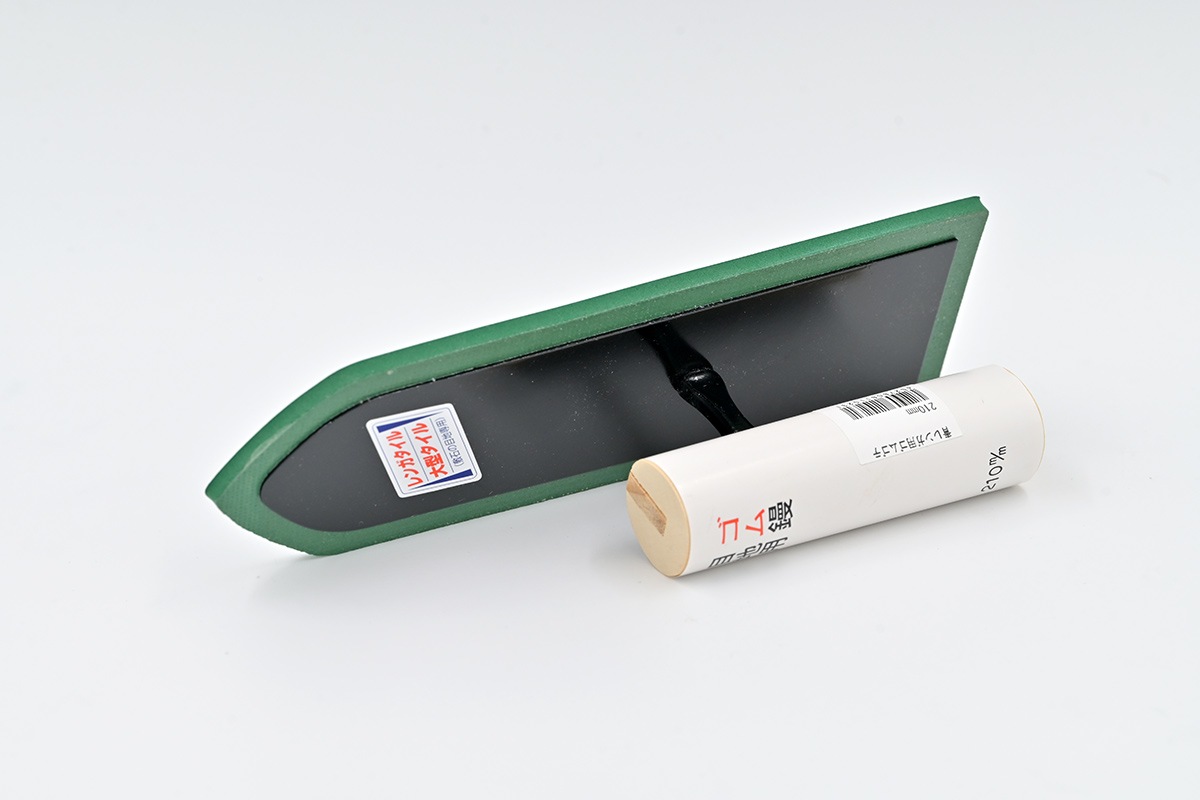 忠 青レンガ用ゴム鏝