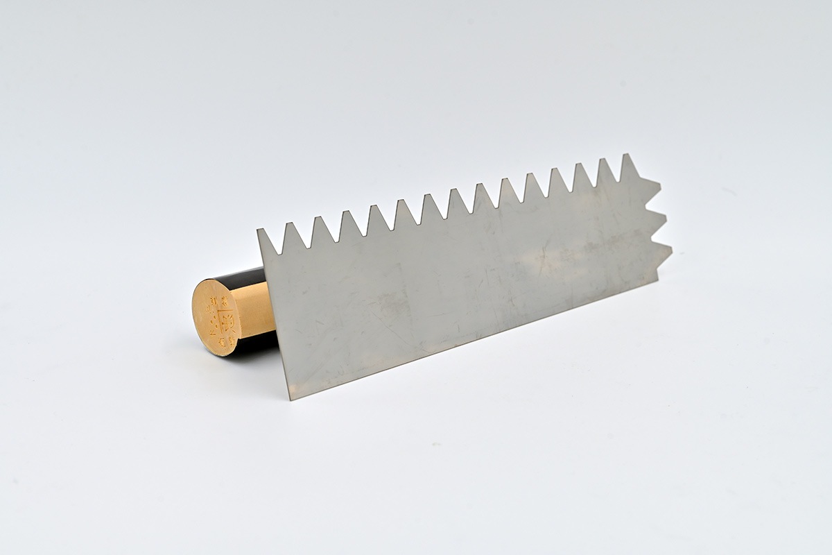 忠　DPステン　大波クシ鏝