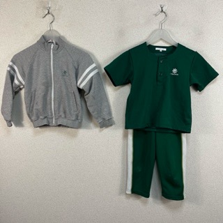 【お話中】美品☆津田小学校制服と体操服♪新１年生にも◎受け渡しは３月末 お話中】美品☆津田小学校制服と体操服♪新1年生にも◎受け渡しは3