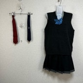  츩 츩Ωڹ⹻ 