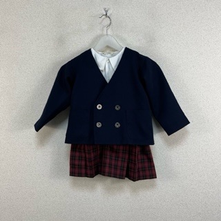 【中古品】恵愛幼稚園制服&小物類一式　女の子用 slide_1759996182728.jpg