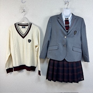 8点 岡山県 岡山理科大学附属高校 女子制服 | 高校制服 | 中古