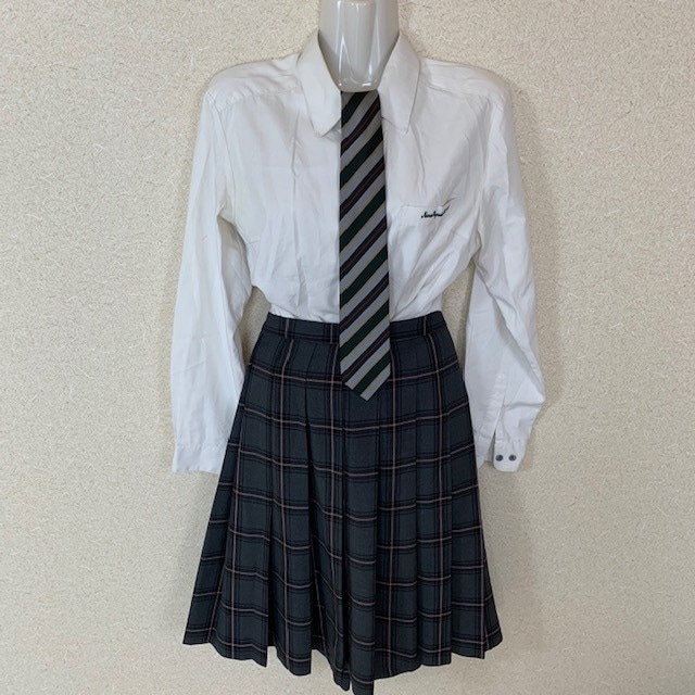 奈良朱雀高校の制服 3点 奈良県 奈良県立奈良朱雀高校 女子制服 | 高校制服 | 中古制服は