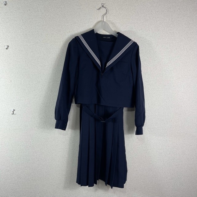 2点 福岡県 福岡市立長尾中学校 女子制服 | 中学校制服 | 中古制服は