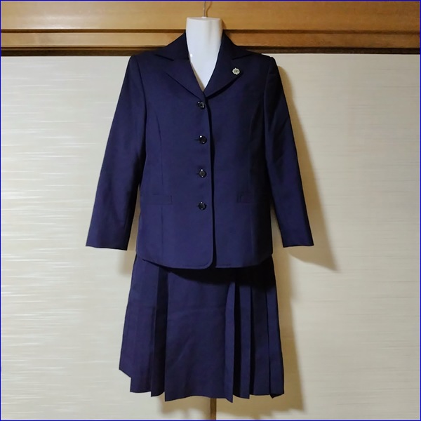 4点 神奈川県 湯河原町立湯河原中学校 女子制服 | 中学校制服 | 中古 