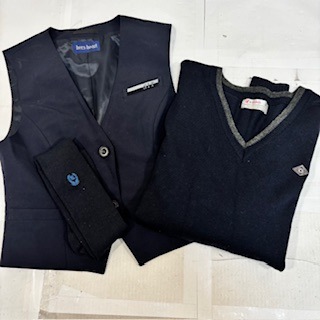 【中古】北海道国際情報高等学校　制服 中古】北海道 札幌国際情報高等学校 女子制服 2点 (シャツ) sf130425