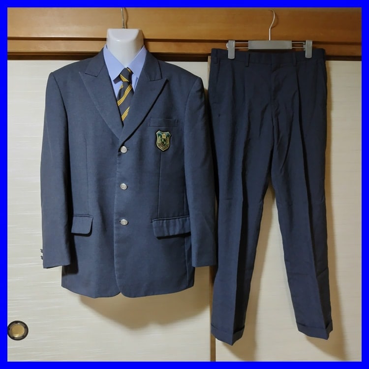 2_000000081208.jpg?1726863704