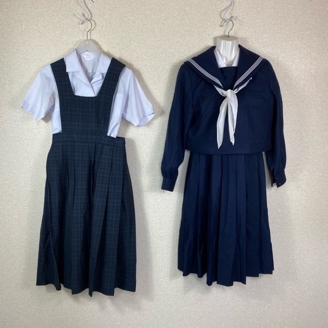 9点 福岡県 福岡市立香椎第三中学校 女子制服 | 中学校制服 | 中古 