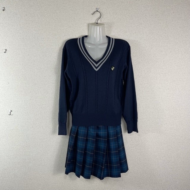 北九州市立浅川中学校　制服など 2点 福岡県 北九州市立浅川中学校 女子制服 | 中学校制服 | 中古制服