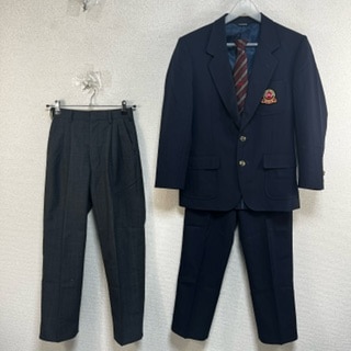 【値下げしました】明石高校男子制服（ブレザー１枚、ズボン２枚、ネクタイ１本)明石市内 兵庫県立明石高校。 明石市で一番歴史のある学校。 ブレザーの焦げ茶色