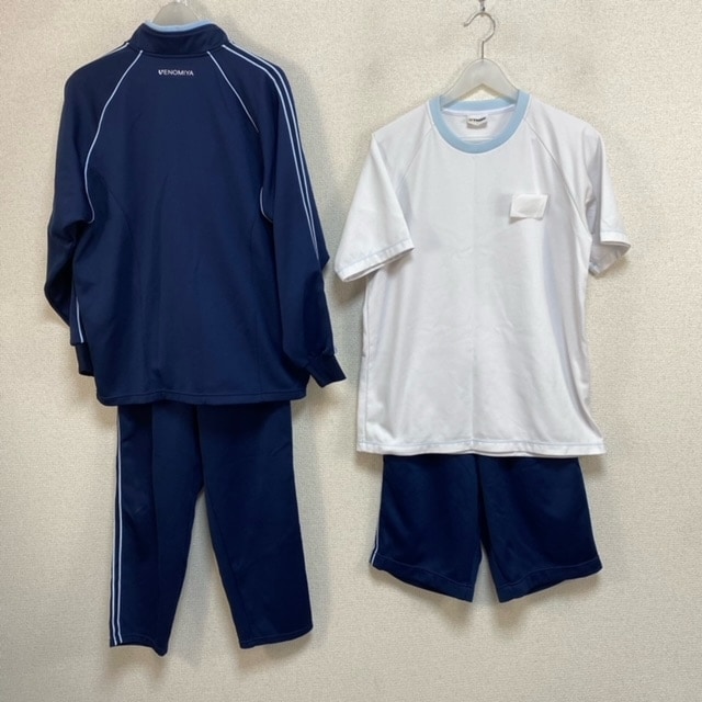 2_000000137628.jpg?1764927107