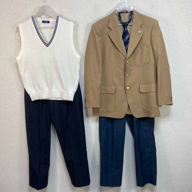 未来高校制服（男子） 松山本校について | 広域通信制普通科 未来高等学校 松山本校
