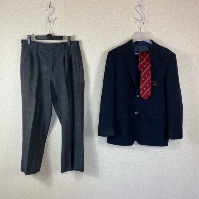 1_000000080838.jpg?1726614219