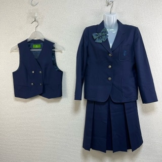 4点 北海道 札幌市立手稲中学校 女子制服 | すべての商品 | 中古制服 