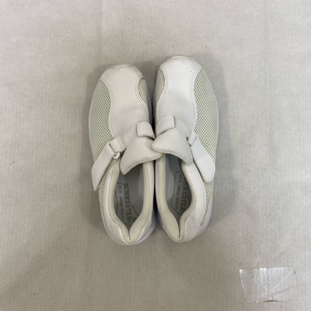 ���� ���츩 ����⹻ �˻ҴǸ���