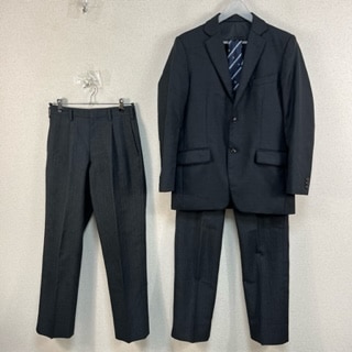 都立東村山高校　男子　制服　　4点セット 東京都立東村山高校の制服セットを買い取らせて頂きました