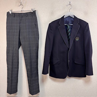 【受け渡し完了】新琴似中学校　男子制服　ブレザー　ズボン2本　ベスト　ネクタイ　5点セット 1734402987-1734403088.jpeg