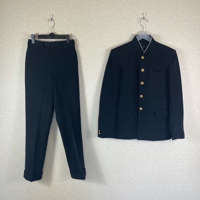 美品・送料込★堺市立野田中学校　男子制服4点セット（冬用） 大阪府 堺市立野田中学校 冬ブレザー?+スカートなど/yt0672【8ppl