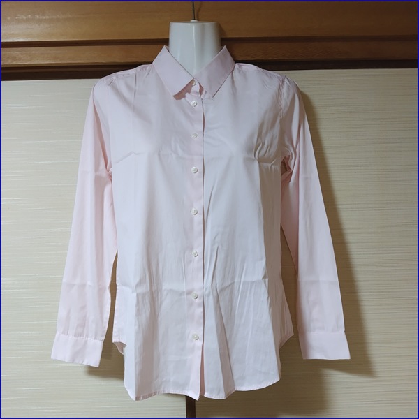 1�� Ĺµ�֥饦�� UNIQLO ��ǥ�����