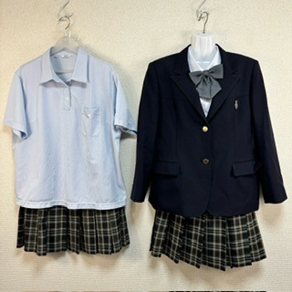 14点 鹿児島県 鹿児島情報高校 女子制服 | すべての商品 | 中古制服は 
