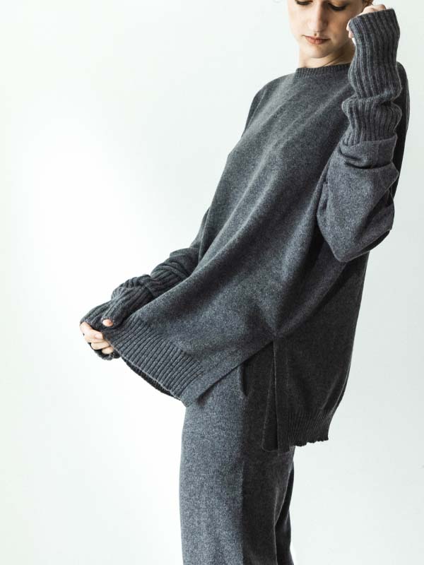 12G CREW NECK SIDE SLIT