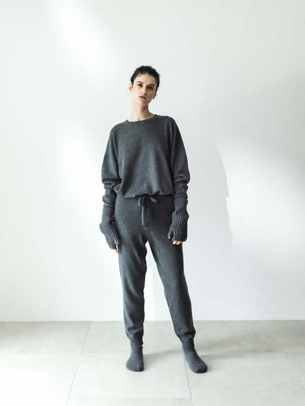 12G CREW NECK SIDE SLIT