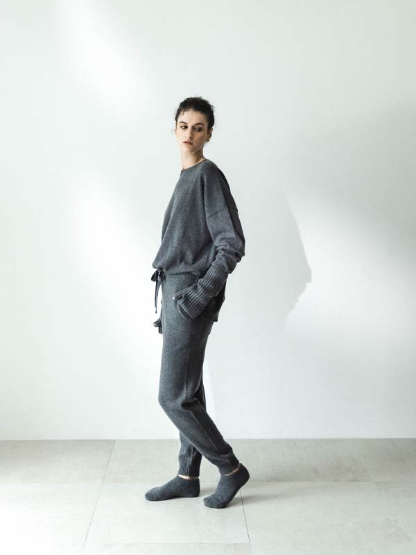 12G CREW NECK SIDE SLIT