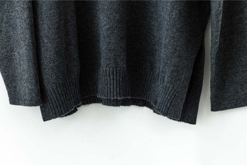 12G CREW NECK SIDE SLIT