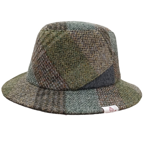 ハリスツイードのチェックサファリ