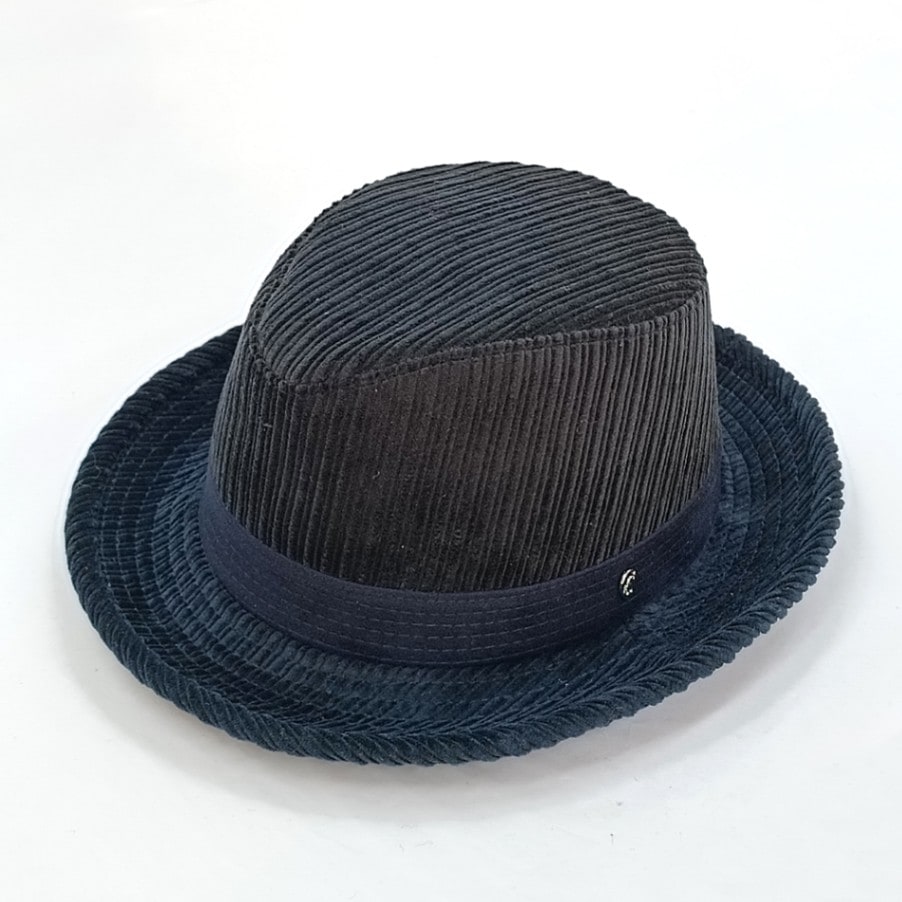 バイカラーのコーデュロイチロル　ブラック×ネイビー