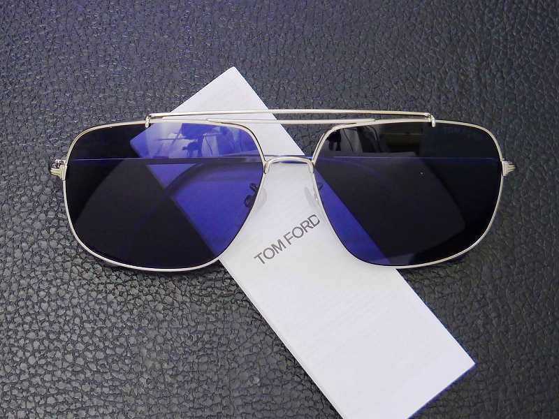 ȥե(TOMFORD) TF0561-K 16V