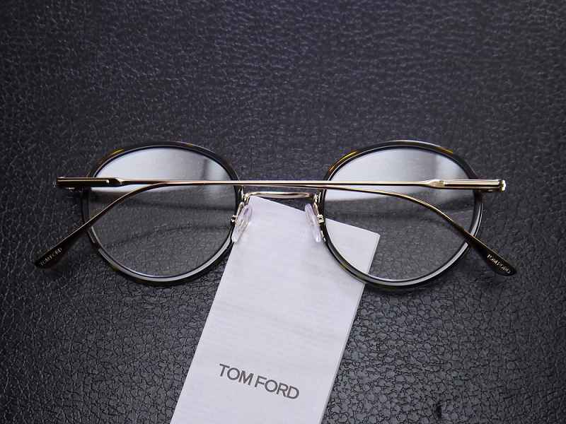 トムフォード(TOMFORD) TF5521 052 (48)｜トムフォード