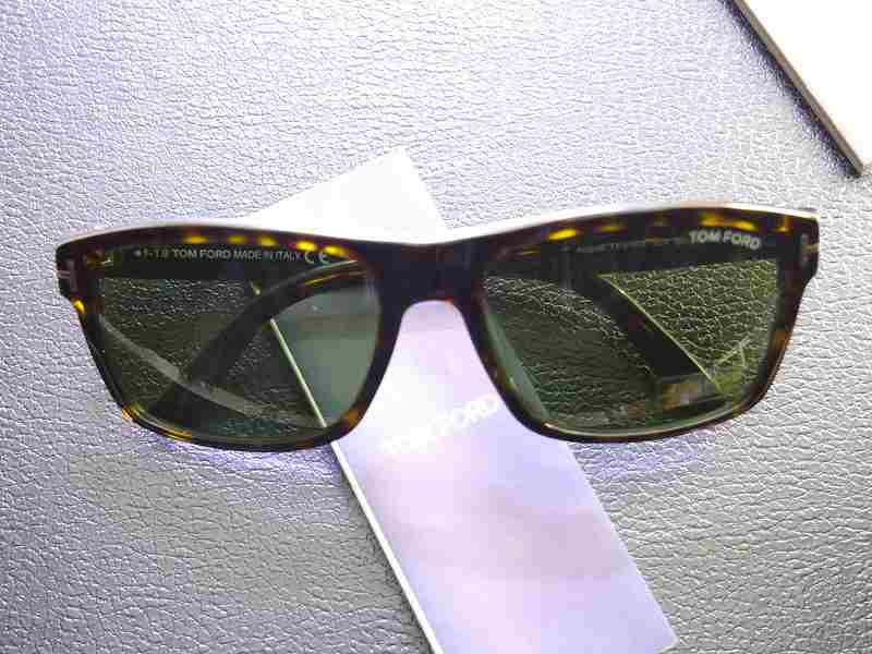 �ȥ�ե�����(TOMFORD) TF0678-F 52N  August(�������ގ��ġ�