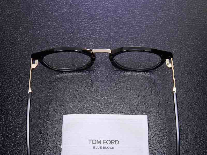 トムフォード(TOMFORD) TF5555-B 001 (49)｜トムフォードサングラス