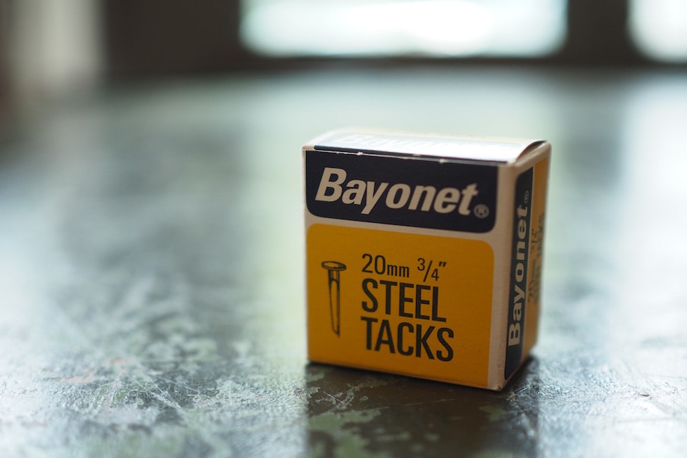STEEL TACKS 20mm<p>キャンバス釘</p>