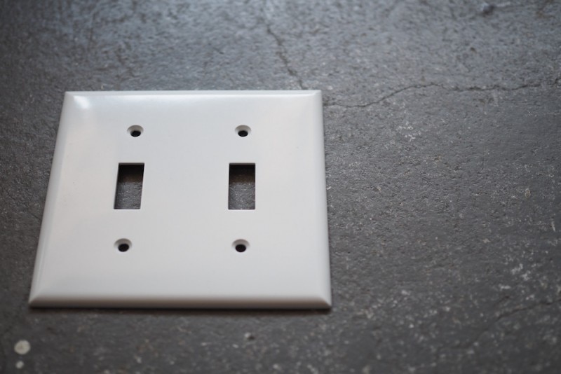 Switch plate<p>プラスチック 2口スイッチプレート ホワイト</p>