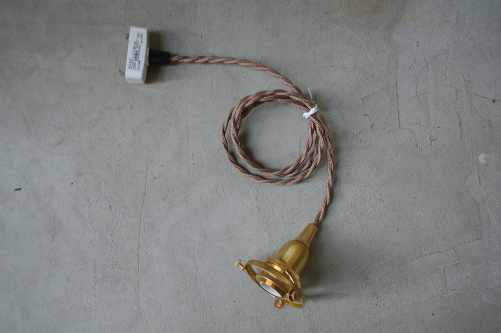 Pendant parts A (2way)<p>ペンダント灯具 A (3点留め/挟み込み/E17ソケット用ペンダント灯具)</p>