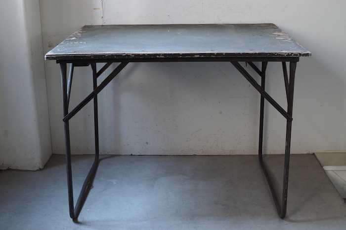 Military folding table <p>ミリタリー フォールディング テーブル</p>
